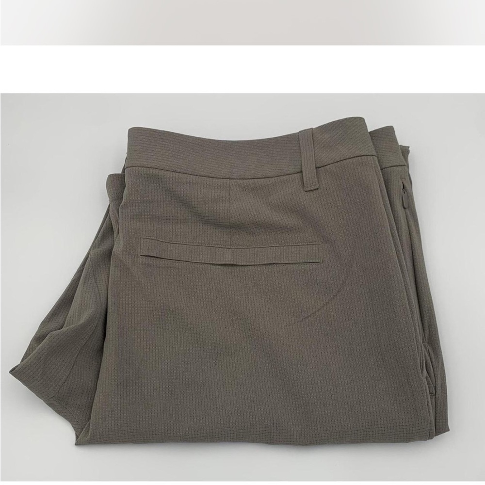 Men's lululemon Pants size 38x30